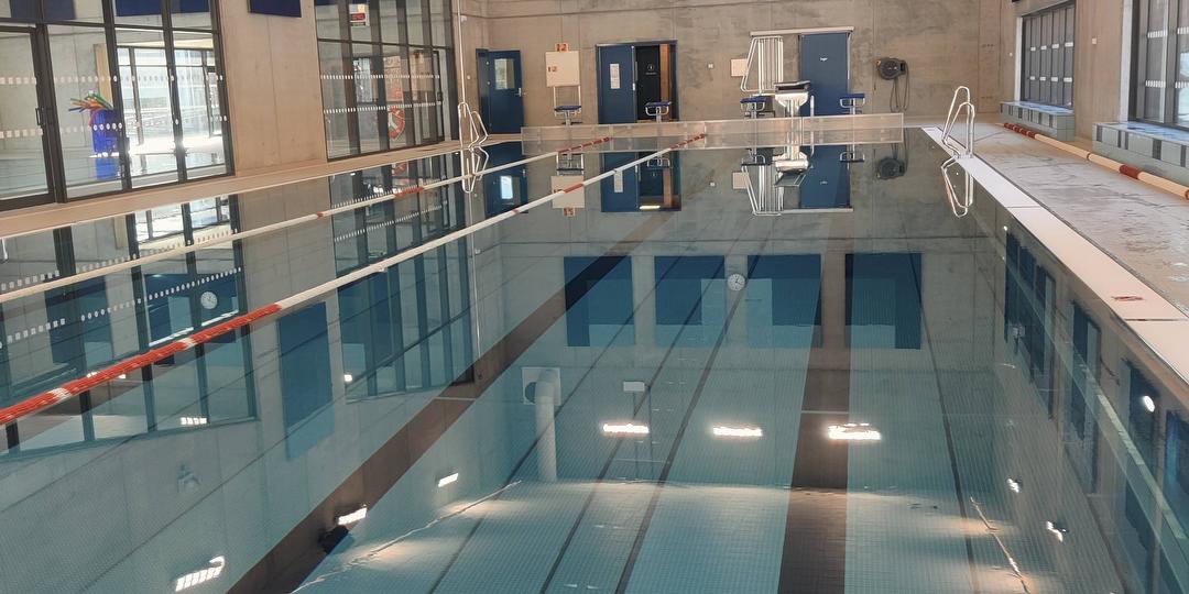 Bilde/illustrasjon for Åpen Svømmehall
