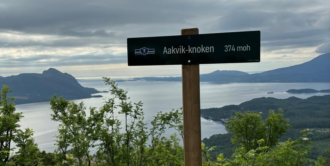 Bilde/illustrasjon for Åpning av tursti til Aakvik-knoken