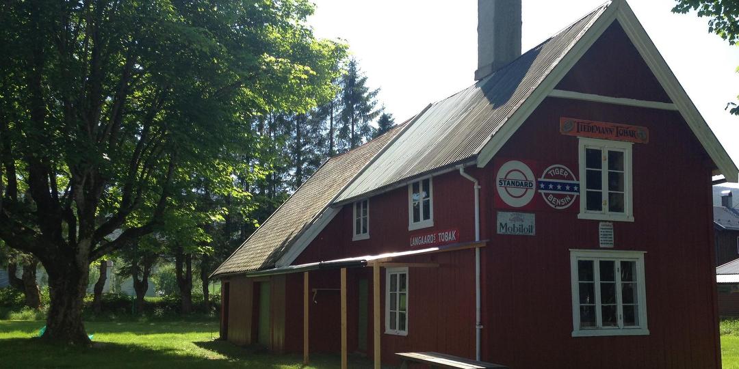 Bilde/illustrasjon for BAKARDAG OG MINIMARKET PÅ BUA