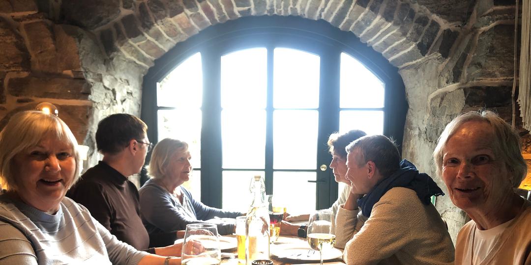 Bilde/illustrasjon for SommerCafé i Fraukjelleren